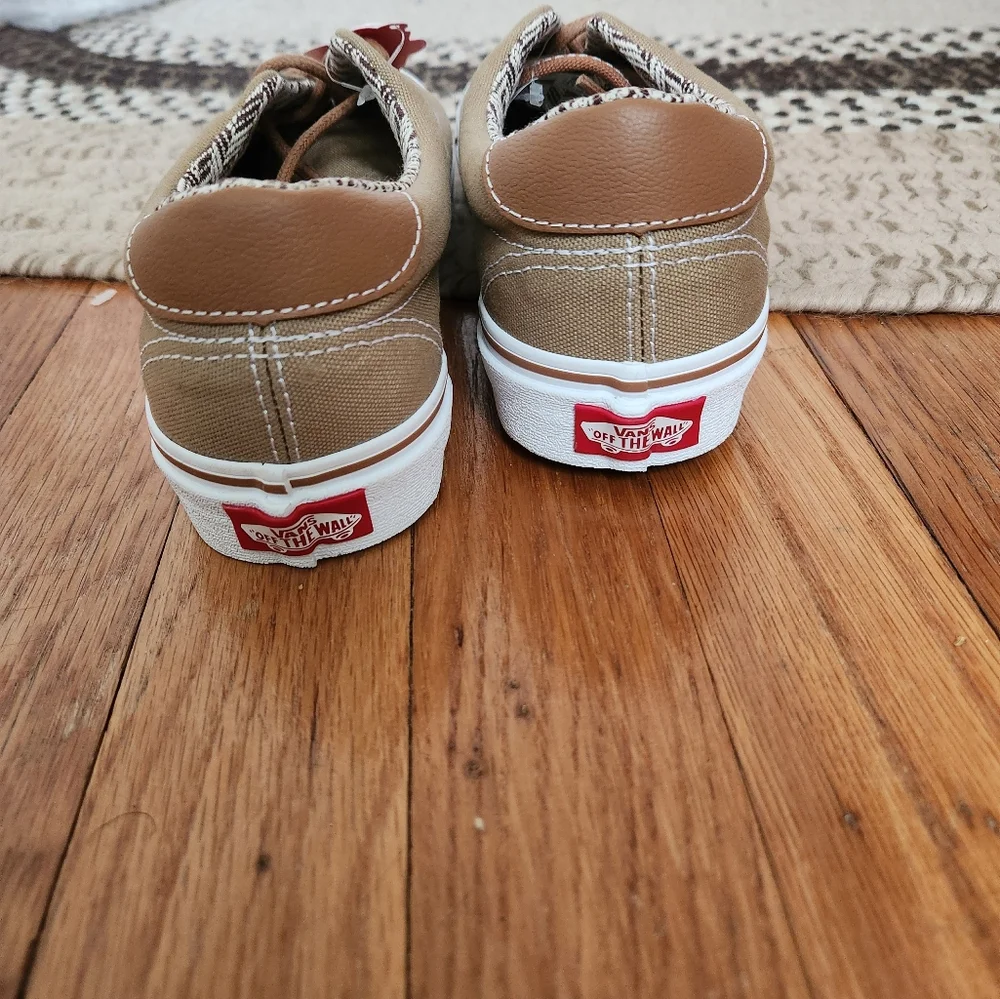 Vans Tan Canvas Atwood Deluxe Sneakers - Picture 3 of 11